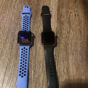 Apple Watch’s both series 5 both 40 mm